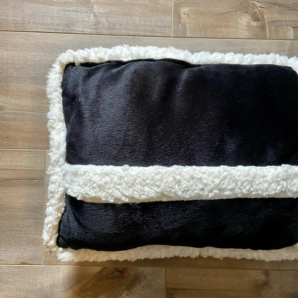 True North Ultra Mink-Sherpa Small Accent Pillow in Black